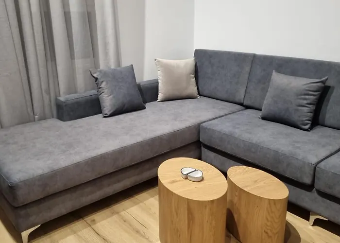 D2 Cozy Apartment Tirana